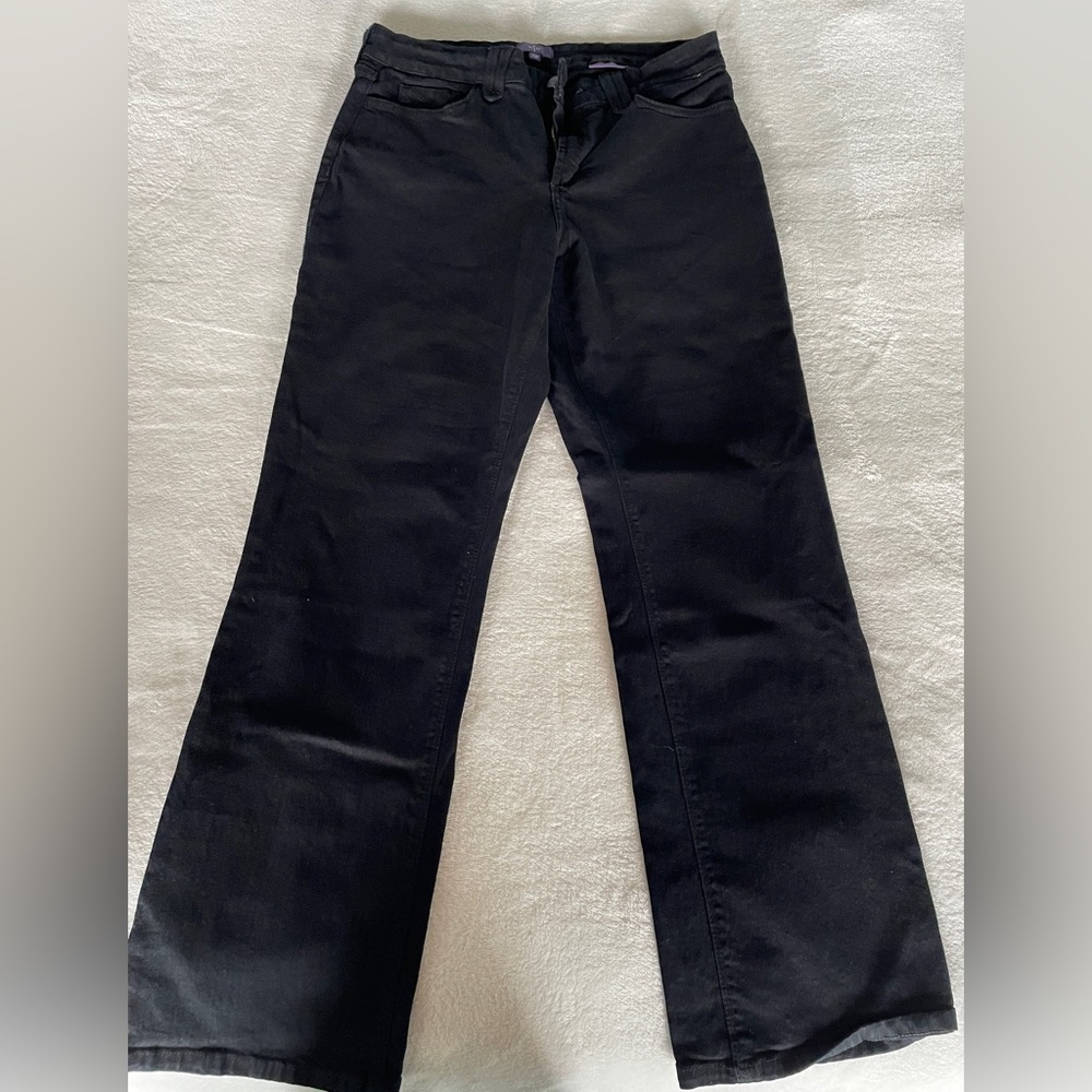 Black Very soft NYDJ straight leg